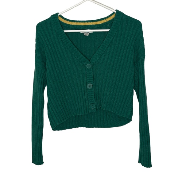 American Eagle Outfitters Sweaters - AMERICAN EAGLE Green Cropped Button Sweater Size Small